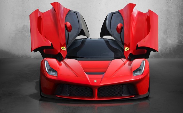 LaFerrari 2013-2.jpg